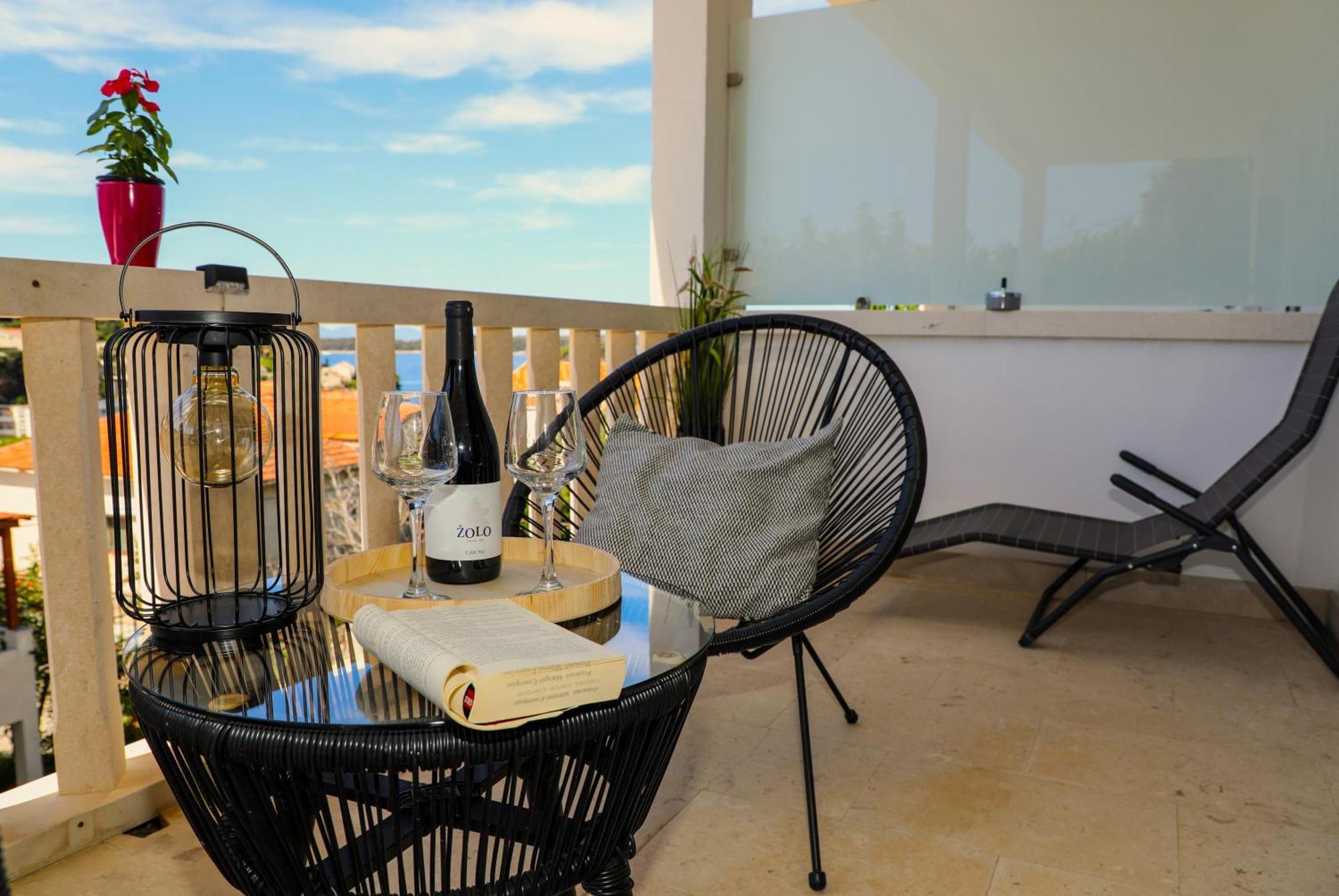Juric 32 - Boutique Apartments Hvar Town Eksteriør billede