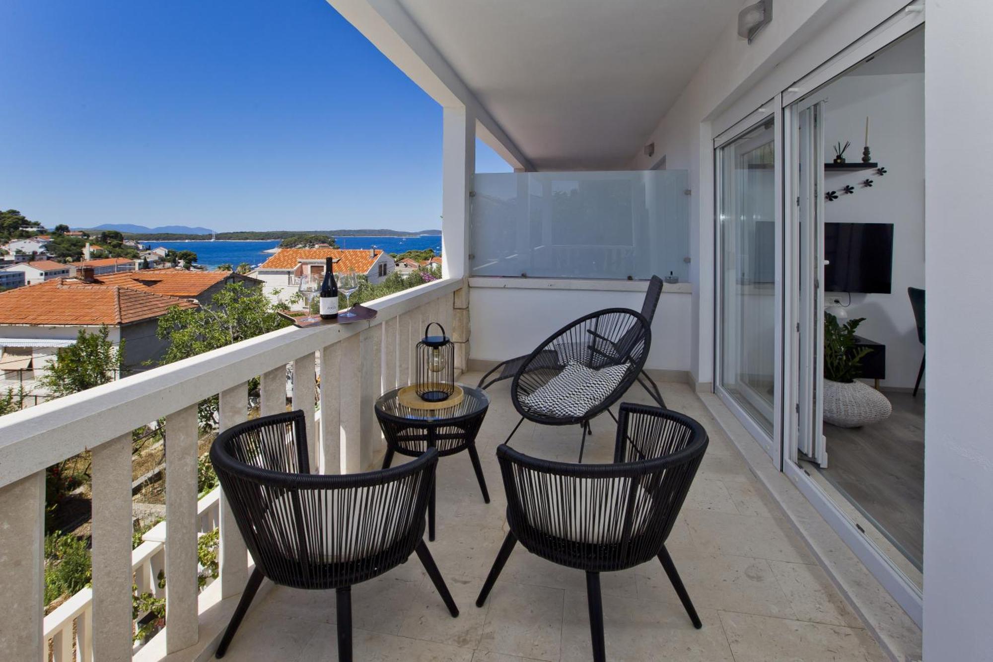 Juric 32 - Boutique Apartments Hvar Town Eksteriør billede