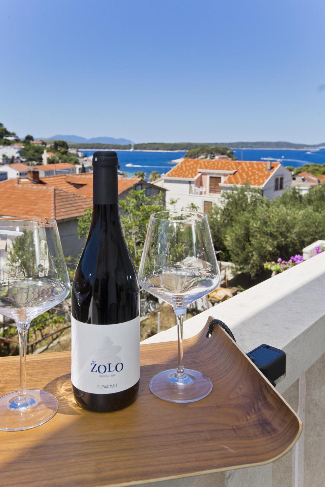 Juric 32 - Boutique Apartments Hvar Town Eksteriør billede
